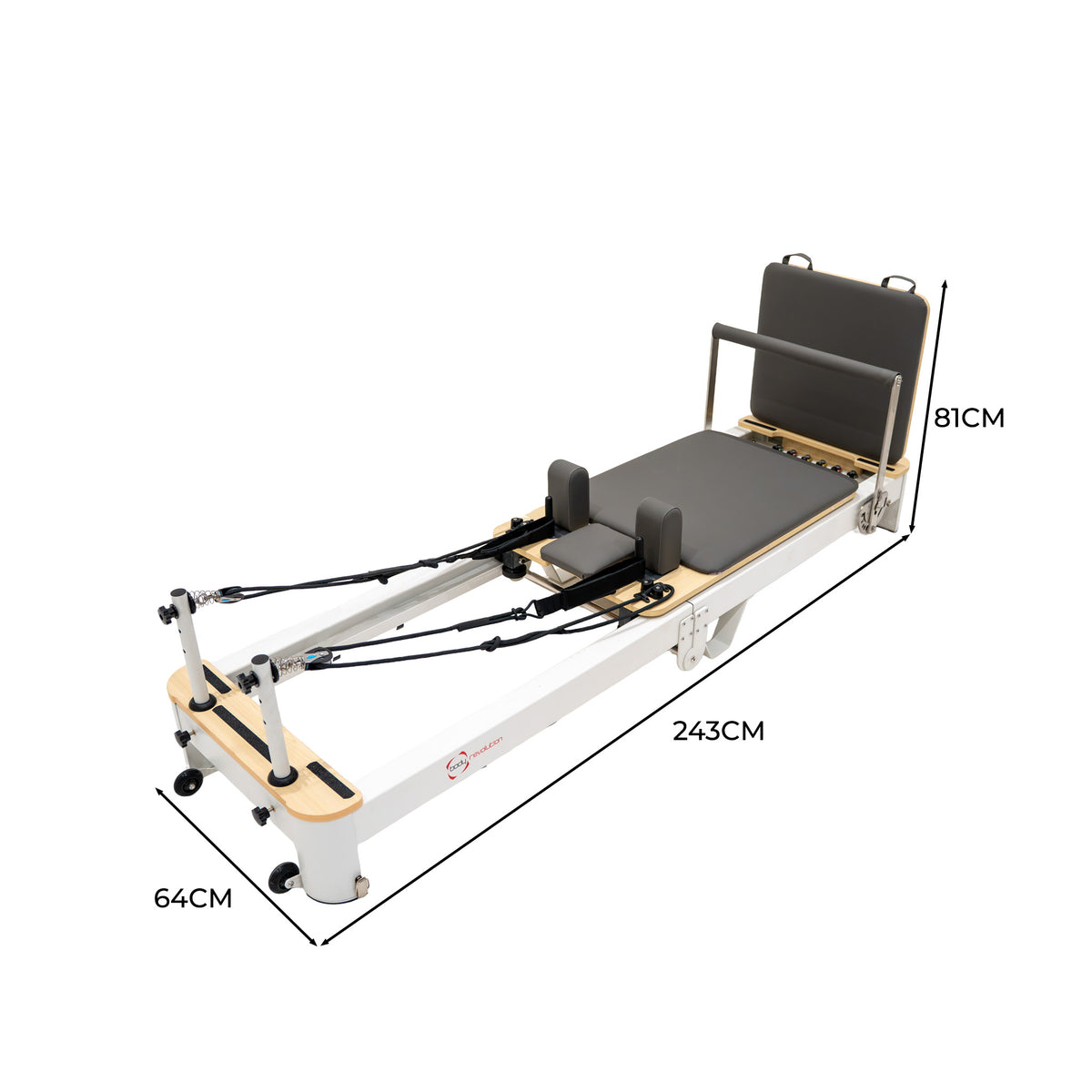 Pilates reformer i aluminium med grå vadderad bänk, justerbara remmar och hjul för enkel förflyttning, mått 243x64x81 cm
