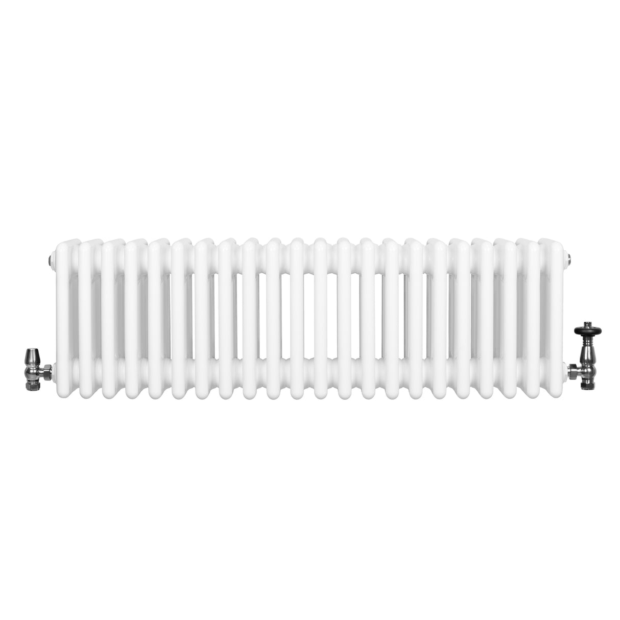 Traditionell vit 4-kolonnsradiator med släta ytor och kromade ventiler, mått 300 x 1010 mm, perfekt för värme och stil