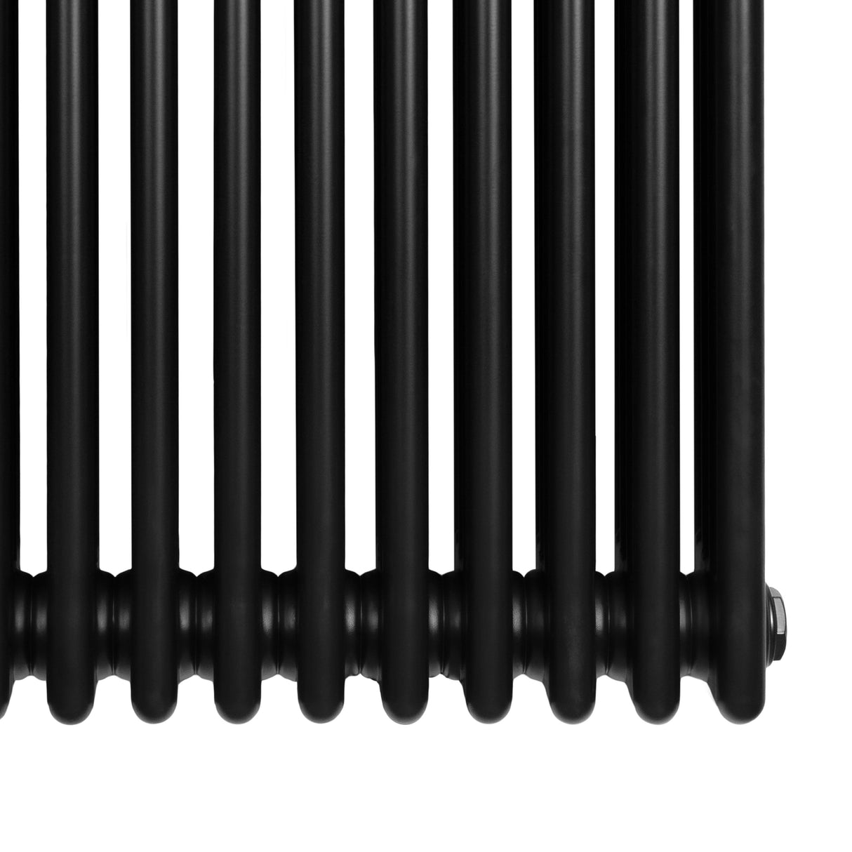Svart traditionell 4-kolonnsradiator med släta, glänsande ytor och rundade kanter, mått 300 x 1010 mm, elegant design
