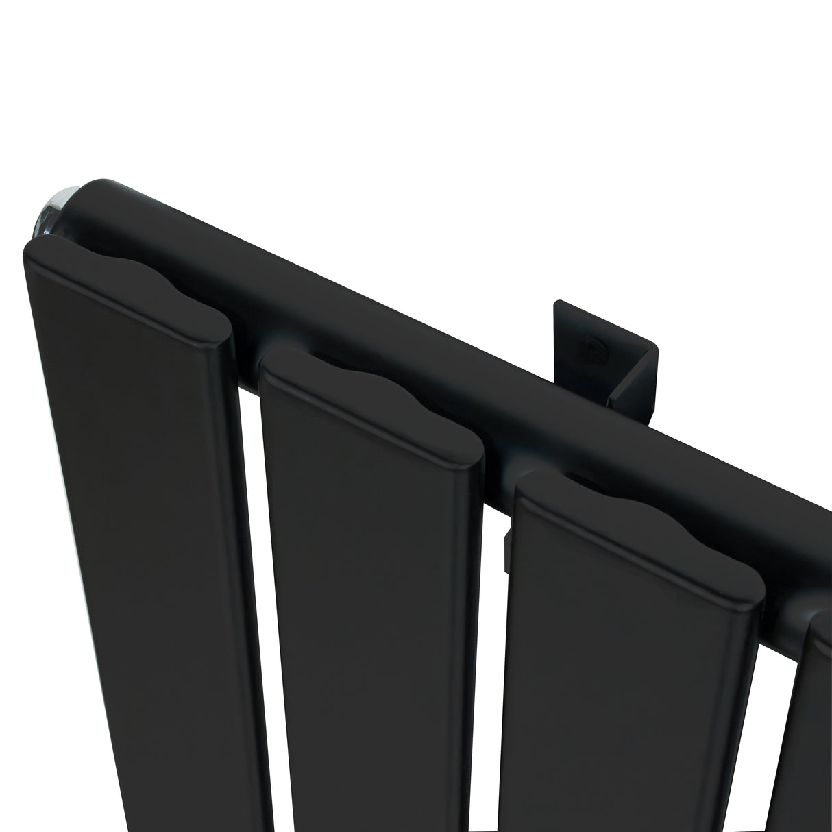 Svart platt enkelpelarradiator med släta ytor och rundade kanter, mått 600 x 910 mm, perfekt för modern inredning