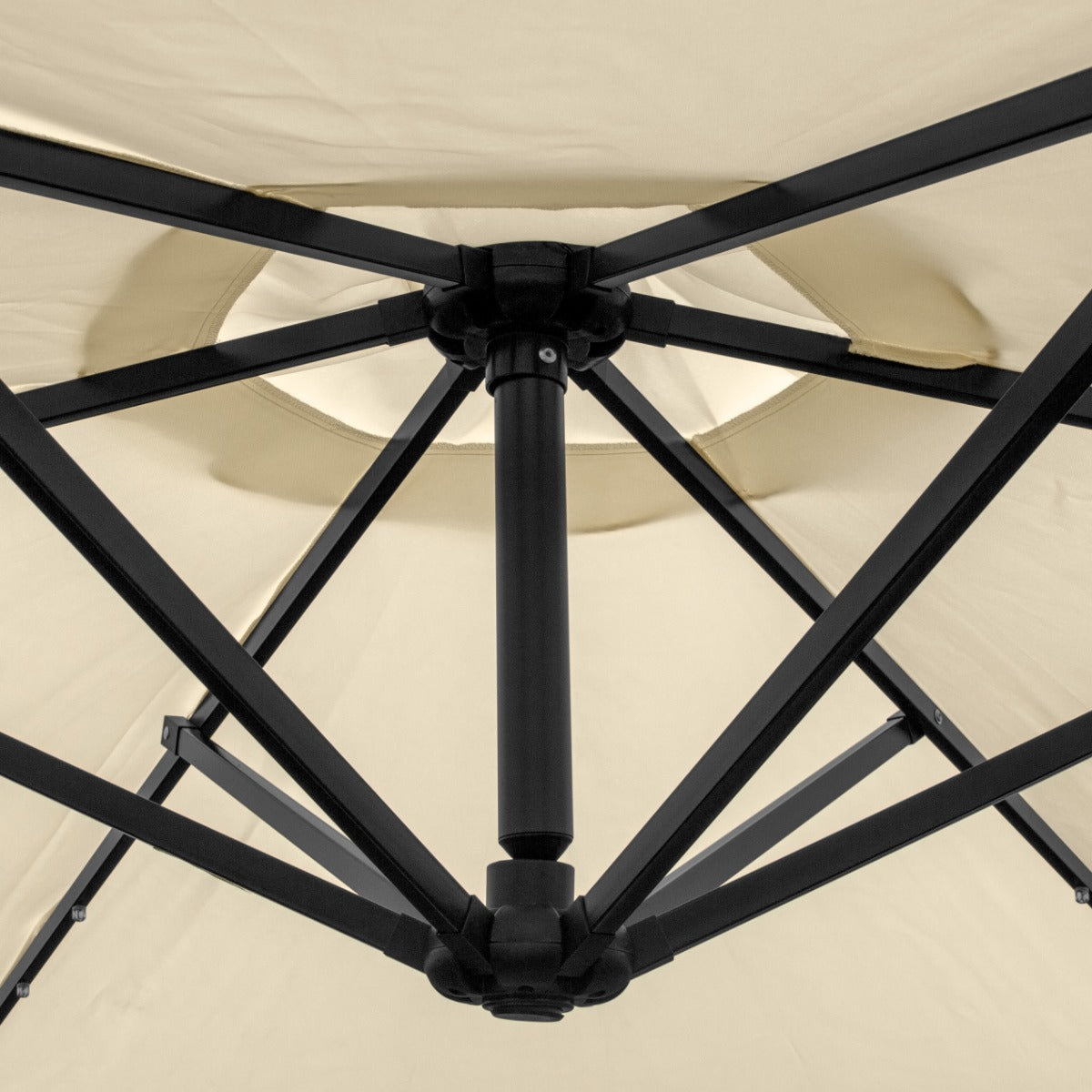 Gräddvitt 3m LED Cantilever Parasoll med Solfjäderformad Bas