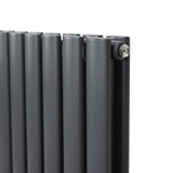Radiatorer med Ovala Kolumner – 1800mm x 240mm – Grå