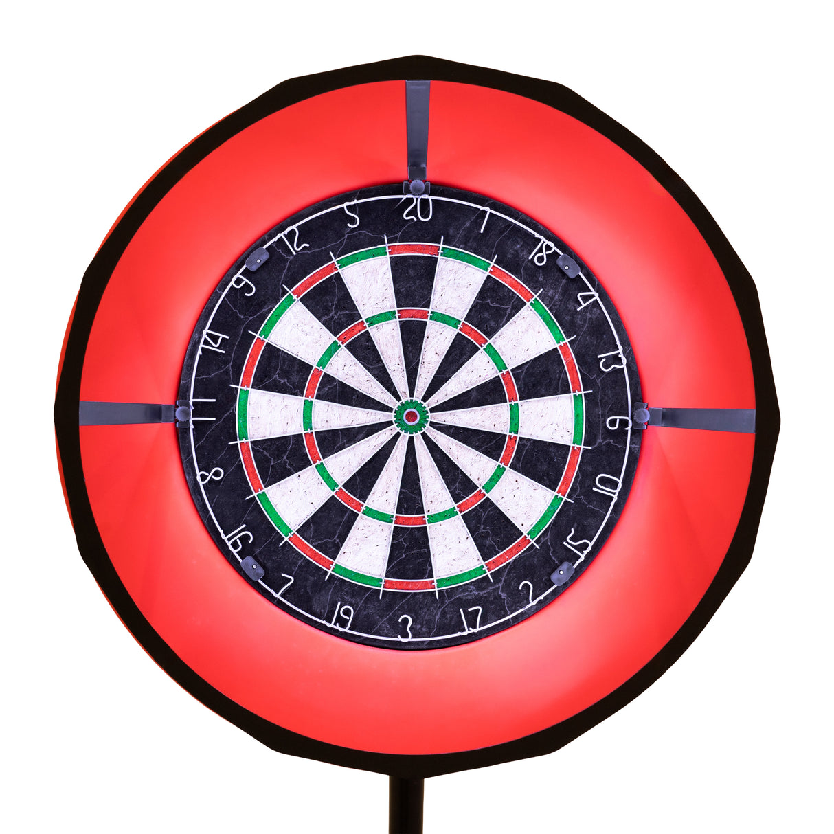 Darttavla med svart och vit design, inramad av en röd LED-lampa, perfekt för spelbord i ek och underhållning hemma