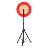 Grått spelbord med röd darttavla, justerbart stativ och LED-lampa, perfekt för spelkvällar och underhållning hemma