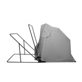 Grå täckning av hög kvalitet för utemöbler, med en robust svart metallram och en stilren, modern design som skyddar mot väder och vind