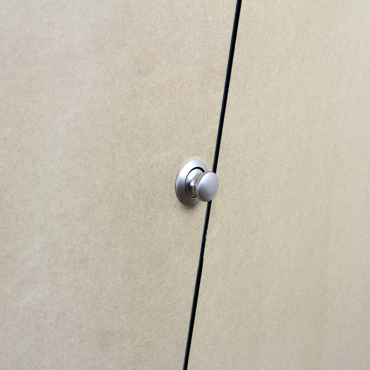 11 kvm svart skåpbilsklädsel och lim med campingkök