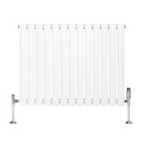 Oval enkelpelarradiator i vit färg med släta ytor och kromade ventiler, mått 600 mm x 780 mm, stilren och modern design