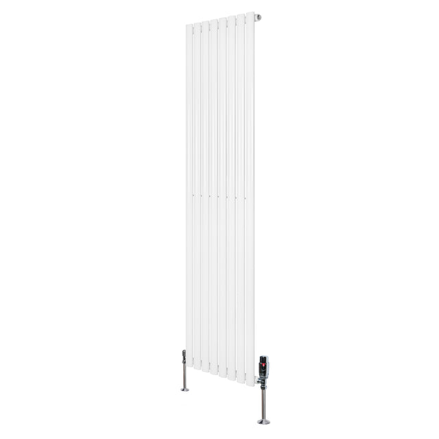 Oval vit enkelpelarradiator med ventiler, 1800 mm x 480 mm, slät yta och moderna linjer, perfekt för inredning och uppvärmning