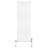 Oval enkelpelarradiator i vit färg, 1800 mm x 600 mm, med släta ytor och två ventiler i krom för modern inredning
