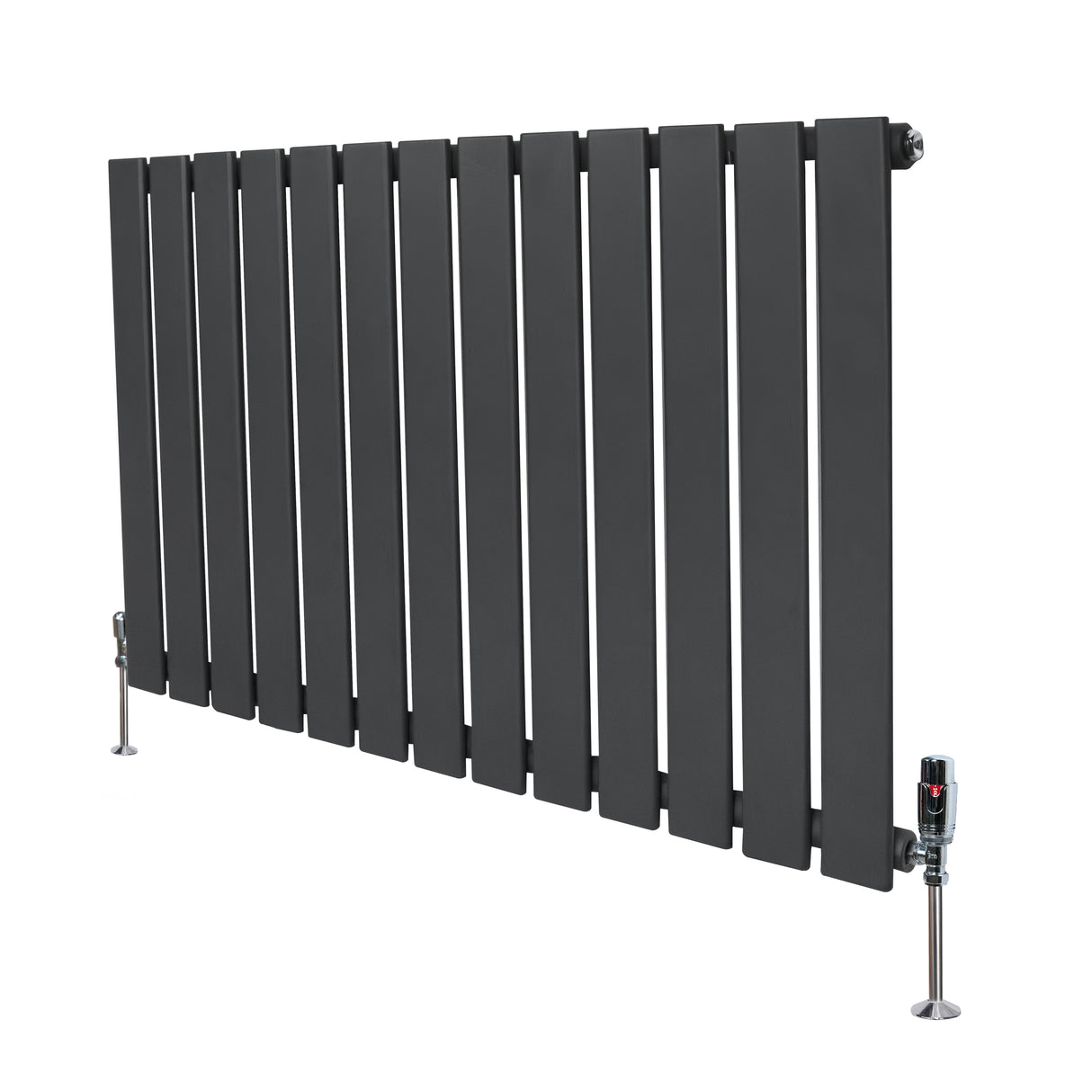 Platt enkelkolumnsradiator i antracitgrå med släta, vertikala lameller och ventiler, 600 mm x 910 mm, modern design