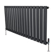Platt enkelkolumnsradiator i antracitgrå med släta, vertikala lameller och ventiler, 600 mm x 1190 mm, modern design