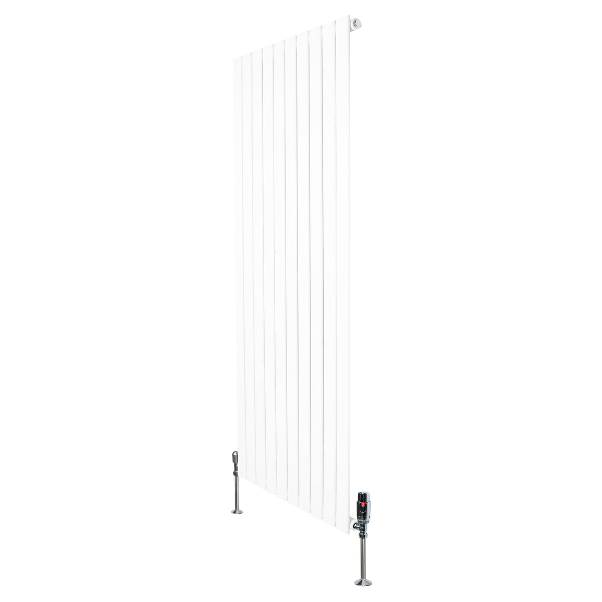 Vit platt enkelkolumnsradiator med ventiler, 1600 mm x 700 mm, har släta ytor och vertikala ribbor för effektiv värmefördelning
