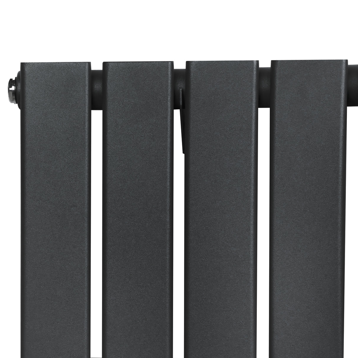 Platt enkelkolumnsradiator i antracitgrå med släta ytor och moderna linjer, mått 1800 mm x 560 mm, perfekt för värme och stil