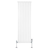 Platt enkelkolumnsradiator i vit färg, 1800 mm x 560 mm, med släta ytor och synliga ventiler i kromfinish, perfekt för moderna hem
