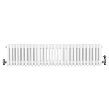 Traditionell vit 4-kolonnsradiator med släta ytor och ventiler, mått 300 x 1370 mm, perfekt för effektiv uppvärmning