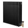 Svart traditionell 4-kolonnsradiator med släta, rektangulära sektioner och en mässingsventil på sidan, 600 x 605 mm