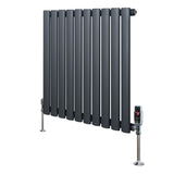 Oval enkelkolonnsradiator i antracitgrå med släta, runda ribbor och ventiler, 600 mm x 600 mm, stilren och modern design