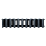 Traditionell 4-kolonnsradiator i antracit, 300 x 1505 mm, med släta, rektangulära sektioner och en elegant, industriell design