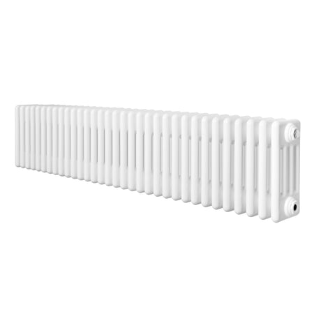 Traditionell vit 4-kolonnsradiator i metall, 300 x 1505 mm, med släta ytor och rundade kanter för elegant värmefördelning