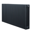 Traditionell 4-kolonnsradiator i antracitgrå, 600 x 1190 mm, med släta ytor och vertikala ribbor för effektiv värmeöverföring