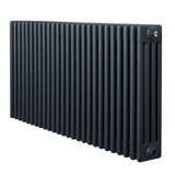 Traditionell 4-kolonnsradiator i antracitgrå, 600 x 1190 mm, med släta ytor och vertikala ribbor för effektiv värmeöverföring