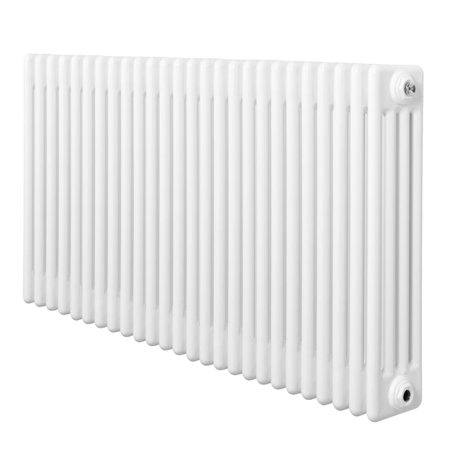 Traditionell vit 4-kolonnsradiator i stål, 600 x 1190 mm, med släta ytor och tydliga vertikala ribbor för effektiv värmeöverföring