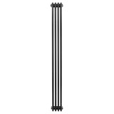 Svart traditionell 4-kolonnsradiator i metall, 1800 x 200 mm, med släta ytor och eleganta detaljer för effektiv uppvärmning