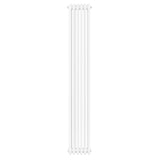 Traditionell vit 4-kolonnsradiator i metall, 1800 x 290 mm, med släta ytor och rundade kanter för ett klassiskt utseende