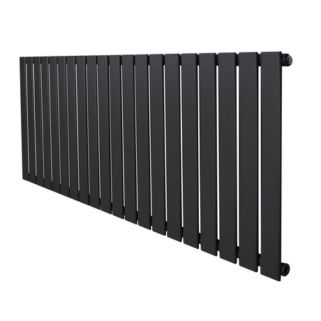 Platt enkelpelarradiator i antracitgrå, 600 x 1400 mm, med släta, vertikala lameller och modern, minimalistisk design
