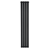 Svart platt enkelpelarradiator med fyra vertikala sektioner, 1600 x 280 mm, elegant design och slät yta för modern inredning