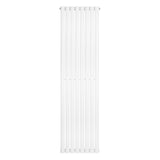 Oval enkelpelarradiator i vit färg, 1800 x 480 mm, med släta ytor och eleganta, avlånga pelare för effektiv värmefördelning