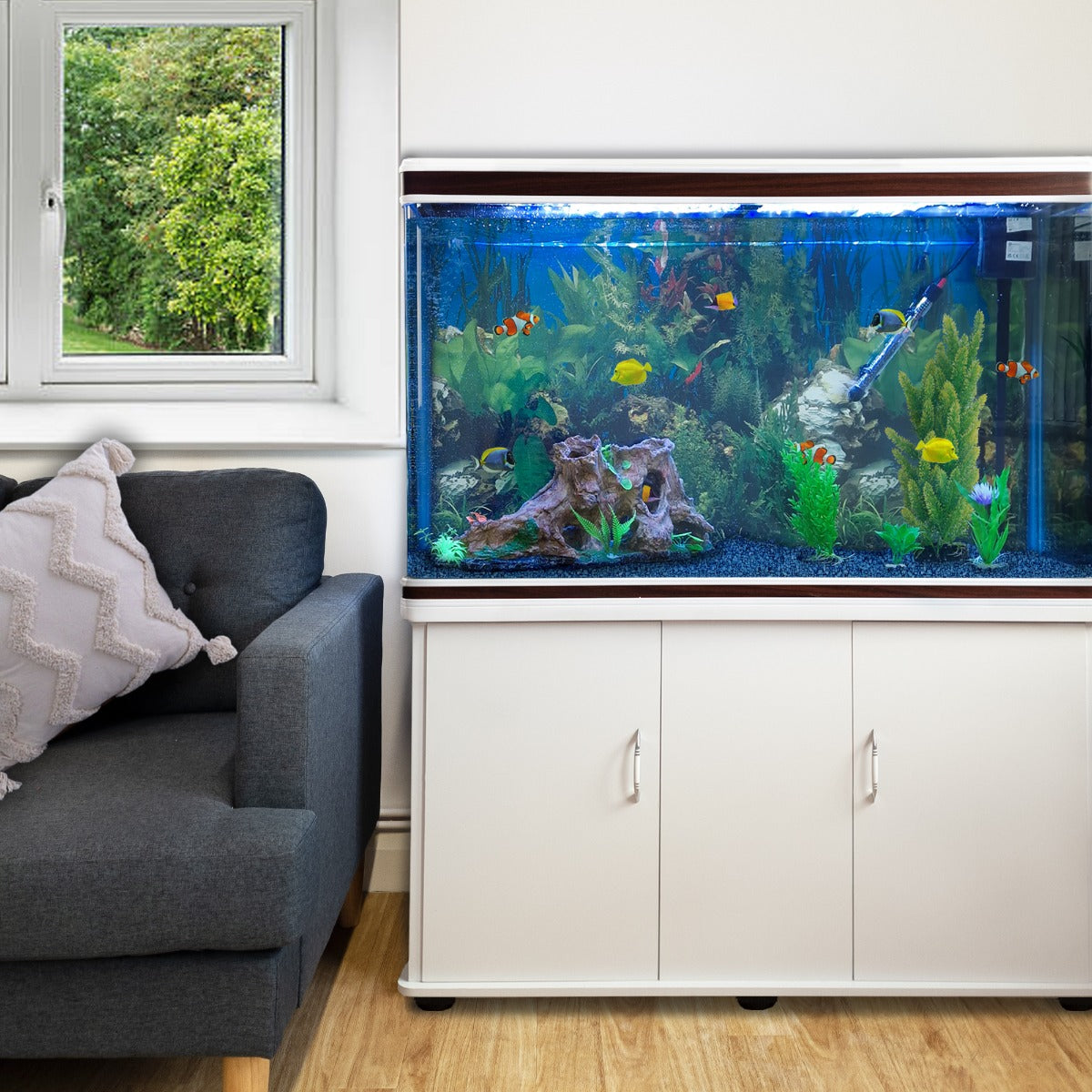 Akvarium med Vitt Skåp & Blå Sand